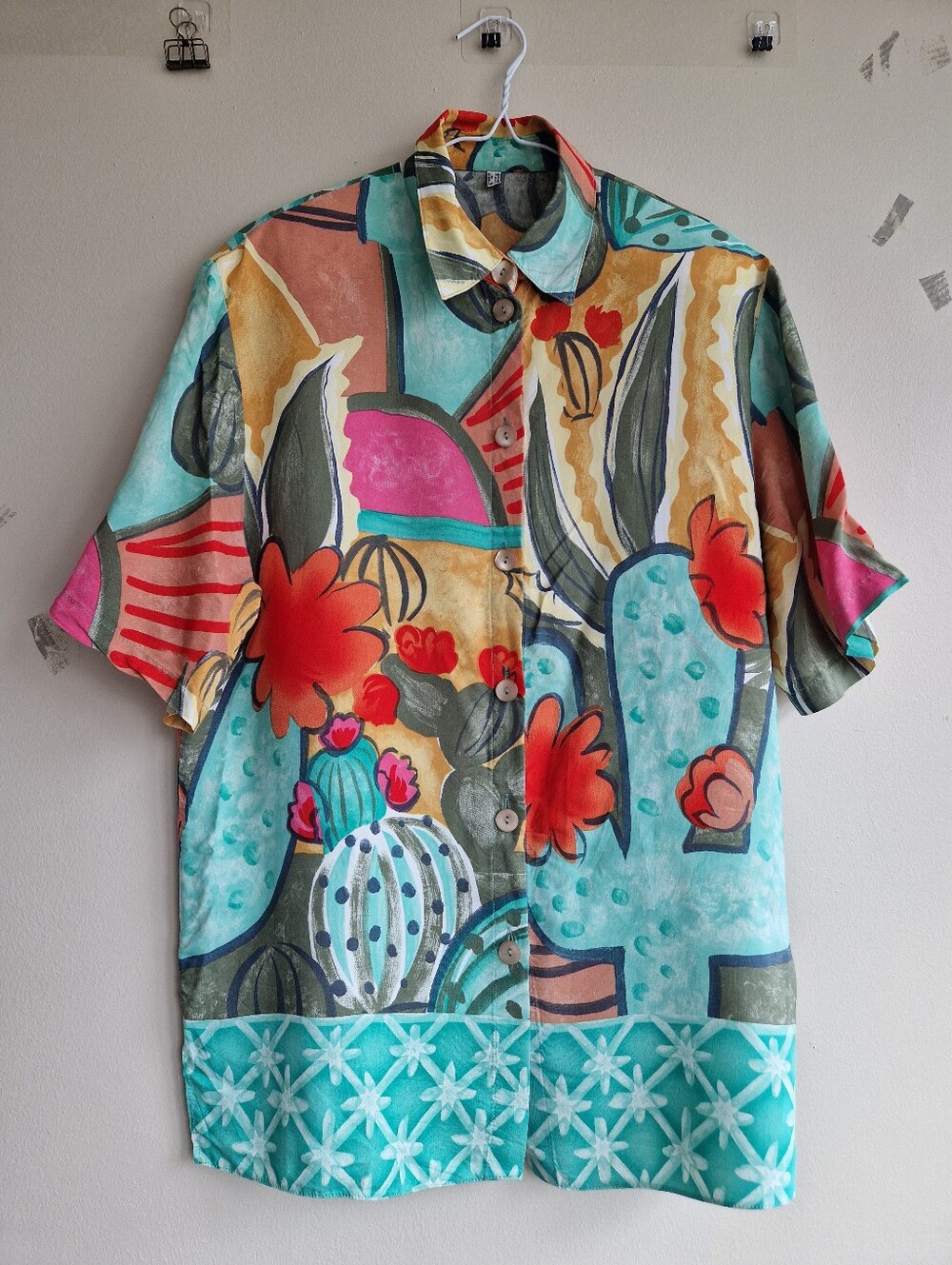 Men's Short-Sleeve Button-Up Shirt in Teal & Coral Print